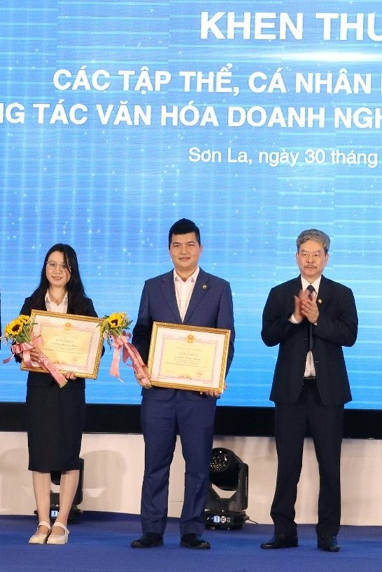 Chuyên viên trẻ tích cực, sáng tạo trong hoạt động nghiệp vụ