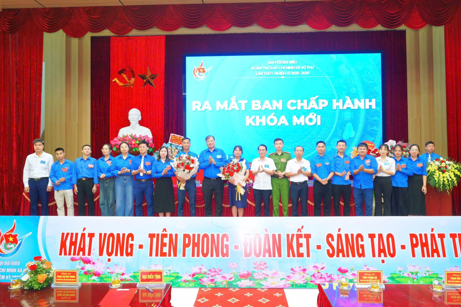 Đại hội đại biểu Đoàn TNCS Hồ Chí Minh xã Vũ Thư lần thứ I, nhiệm kỳ 2025 - 2030 thành công tốt đẹp